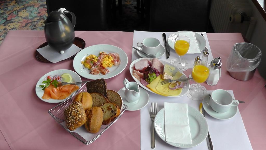 Hotel Kurhaus Uhlenberg Bad Muenstereifel Exteriör bild