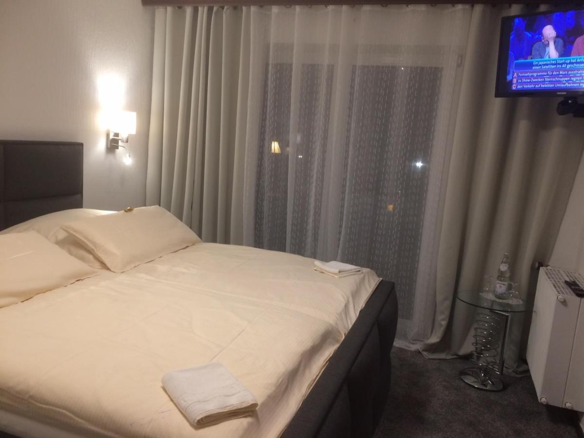 Hotel Kurhaus Uhlenberg Bad Muenstereifel Exteriör bild